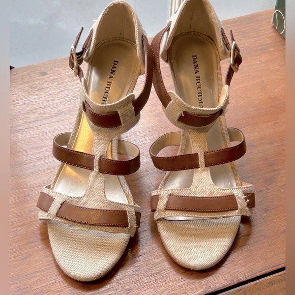 Linen + Leather Heels Tan Women’s Size 8 M NEW Without Box 2.5” Heel Gold Buckle - Picture 2 of 9